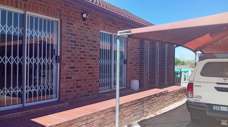 4 Bedroom Property for Sale in Vredenburg Western Cape